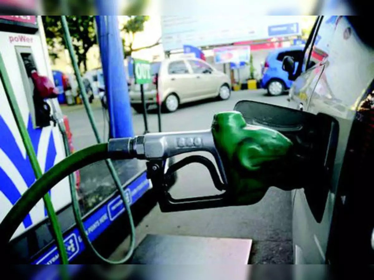 ಹಸಿಗಾಯವನ್ನು ಮತ್ತೆ ಕೆರೆಯುತ್ತಿರುವ ಕೇಂದ್ರ ಸರ್ಕಾರ | ಪೆಟ್ರೋಲಿಯಂ ಉತ್ಪನ್ನಗಳ ಜೊತೆಗೆ  ಅಡುಗೆ ಎಣ್ಣೆಯೂ ದುಬಾರಿ