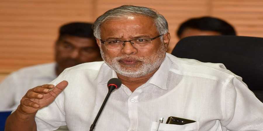 ಪಿಯುಸಿ ಫಲಿತಾಂಶಕ್ಕೆ ಎಸ್ ಎಸ್ ಎಲ್ ಸಿ ಅಂಕವನ್ನೂ  ಪರಿಗಣಿಸಲಾಗುವುದು: ಸುರೇಶ್ ಕುಮಾರ್