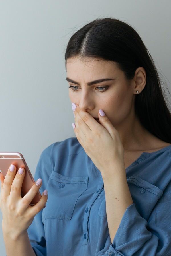 ಬೆತ್ತಲಾಗಿ ನಿಂತು ಮಹಿಳೆಯರಿಗೆ ವಿಡಿಯೋ ಕಾಲ್ |  ನಿತ್ಯ  ಬ್ಲಾಕ್’ಮೇಲ್  ಮಾಡುವುದೇ ಈತನ ಕೆಲಸ