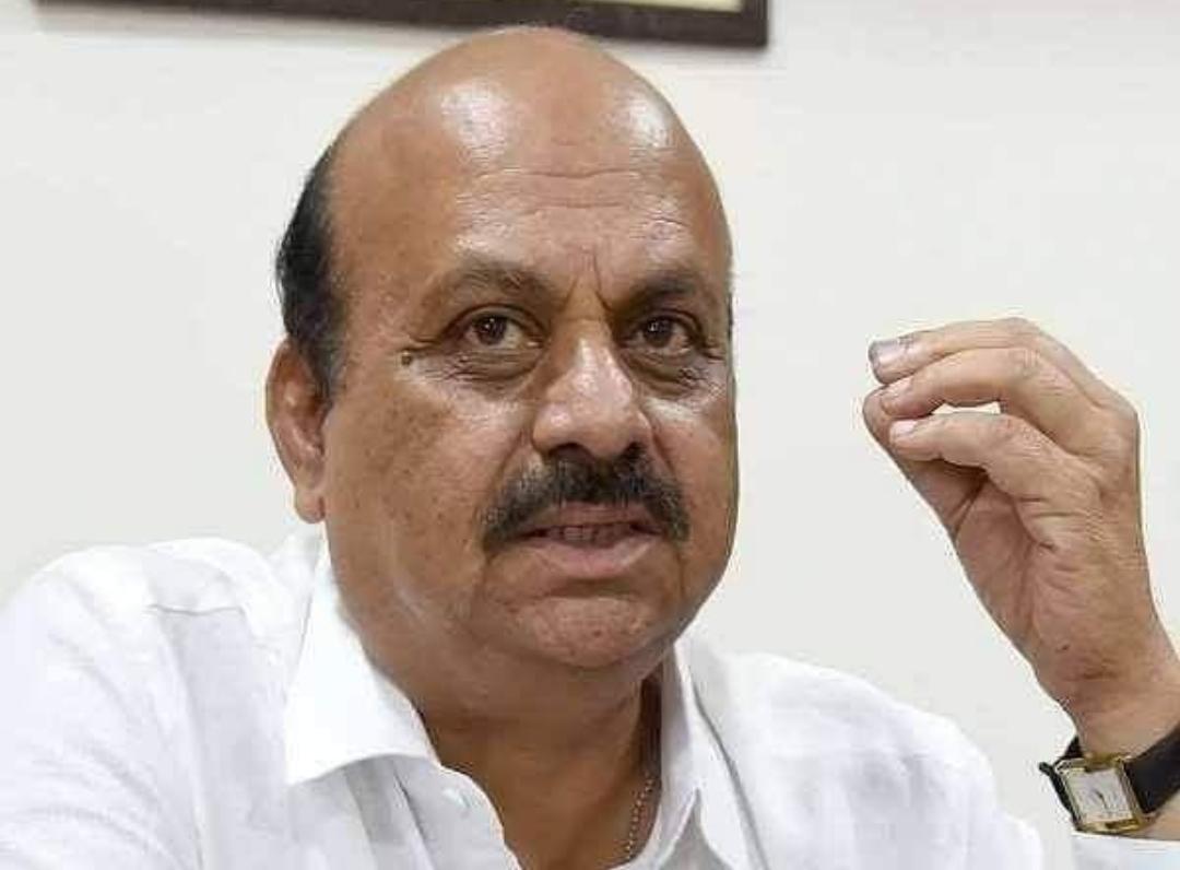 ಮಳೆ ಹಾನಿಯಿಂದ ಮನೆಕಳೆದುಕೊಂಡವರಿಗೆ  5 ಲಕ್ಷ ಪರಿಹಾರ – ಸಿಎಂ