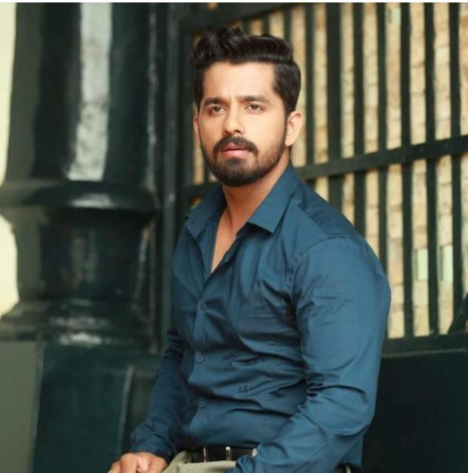 ತಮಿಳು ಚಿತ್ರರಂಗದತ್ತ ಪೃಥ್ವಿ ಅಂಬರ್| ಕಾಲಿವುಡ್ ನಲ್ಲಿ ಮಿಂಚಲಿರುವ ಕರಾವಳಿ ಪ್ರತಿಭೆ|