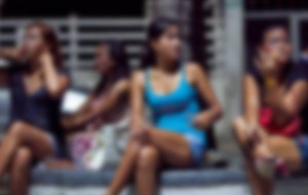 ಹೈಪ್ರೊಫೈಲ್ ಸೆಕ್ಸ್ ದಂಧೆ ಬಯಲು -ವಾಟ್ಸಪ್ ನಲ್ಲಿಯೇ ಡೀಲ್ – ಆಂಟಿಗಳ ರೇಟ್ ಎಷ್ಟು ಗೊತ್ತ??