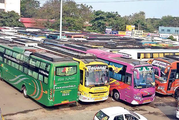 ಹಬ್ಬದ ಸುಲಿಗೆಗೆ ರೆಡಿಯಾಗಿವೆ ಖಾಸಗಿ ಬಸ್ ಗಳು| ವಿಮಾನಕ್ಕಿಂತ ಬಸ್ ಪ್ರಯಾಣವೇ ದುಬಾರಿ…!