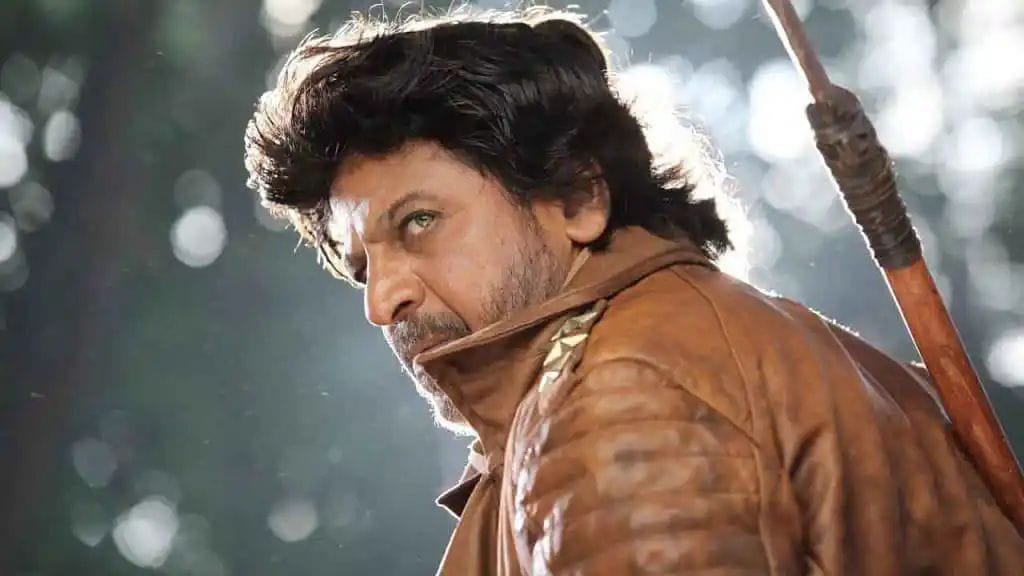 ಬೆಳ್ಳಿಪರದೆಯಲ್ಲಿ ‘ಭಜರಂಗಿ 2’ ಅಬ್ಬರ ಶುರು| ಗ್ರಾಂಡ್ ಎಂಟ್ರಿ ನೀಡಿದ ಶಿವಣ್ಣ|