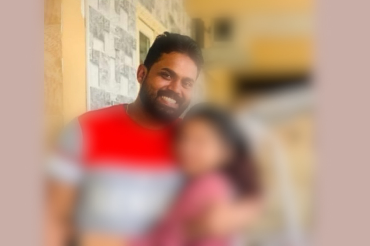 ಮುಸ್ಲಿಂ ಹುಡುಗನ ಜೊತೆ ಮದುವೆಗೆ ರೆಡಿಯಾಗಿದ್ದ ಹಿಂದೂ ಹುಡುಗಿ| ಮಠಾಧೀಶರ ಮನವೊಲಿಕೆ ಬಳಿಕ ನಿರ್ಧಾರದಿಂದ ಹಿಂದೆ ಸರಿದ ಯುವತಿ|