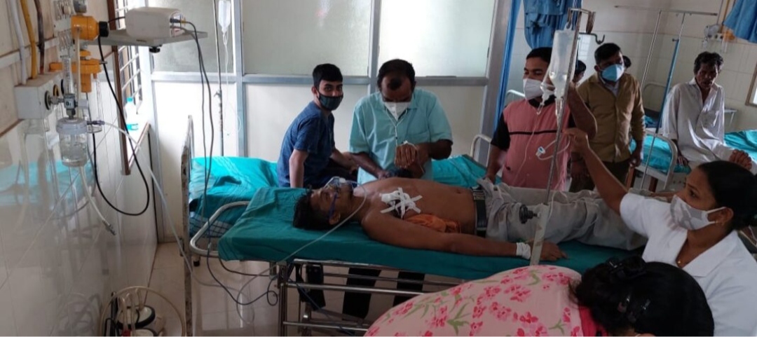 ಸುಳ್ಯ: ತಂದೆಯಿಂದ ಮಗನಿಗೆ ಕತ್ತಿಯೇಟು| ಆಸ್ಪತ್ರೆಗೆ ದಾಖಲು