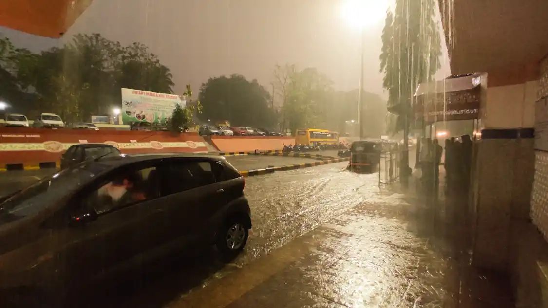 ಮಂಗಳೂರು : ಜಿಲ್ಲೆಯಲ್ಲಿ ತಂಪೆರೆದ ಬೇಸಿಗೆ ಮಳೆ| ಮುಂದಿನ 5 ದಿನ ಮಳೆ ಮುಂದುವರೆಯುವ ಸಾಧ್ಯತೆ|