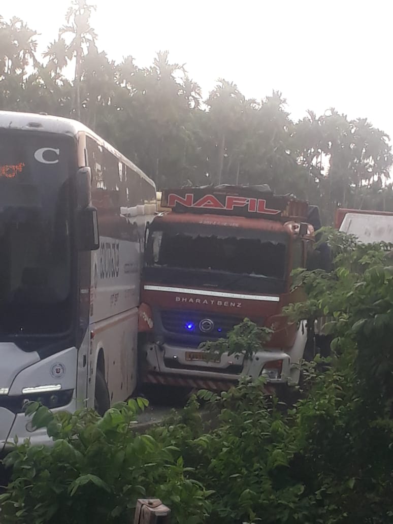 ಉಪ್ಪಿನಂಗಡಿ: ಬುಡೋಳಿ ಸಮೀಪ ಸರಣಿ ಅಪಘಾತ