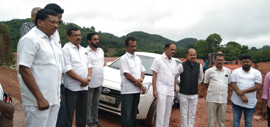 ಸುಳ್ಯ: ಶಾಂತಿನಗರ ಕ್ರೀಡಾಂಗಣ ಸಮಸ್ಯೆಗೆ ಕಾಂಗ್ರೆಸ್ ಎಂಟ್ರಿ| ಗುಡ್ಡ ಅಗೆದು ದುಡ್ಡು ಮಾಡಲು ಹೊರಟ ಶಾಸಕ ಎಸ್.ಅಂಗಾರ- ಪಿ ಸಿ ಜಯರಾಮ್ ಆರೋಪ