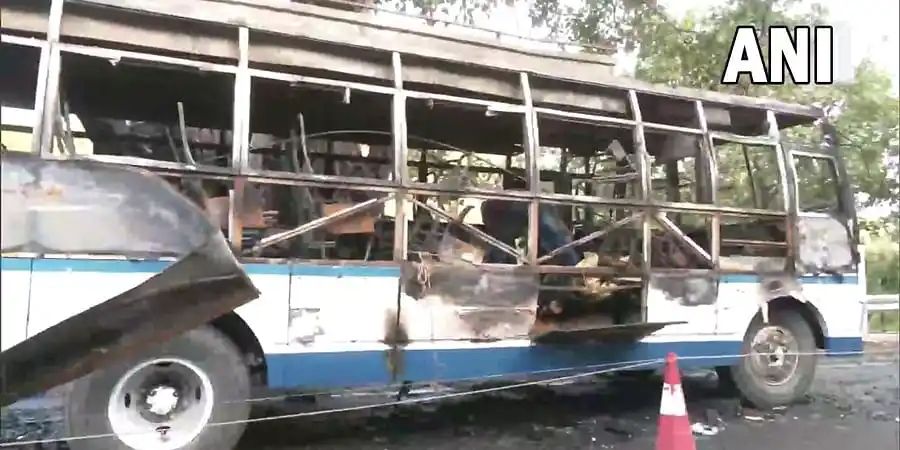 ಪ್ರತ್ಯೇಕ ಬೆಂಕಿ ಅವಘಡ| 31 ಮಂದಿ ಸಜೀವ ದಹನ