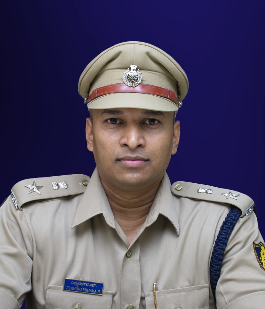 “ಎಚ್ಚರದಿಂದಿರಿ, ಒಬ್ಬೊಬ್ಬರೇ ಸುತ್ತಾಡಬೇಡಿ” – ಉಡುಪಿ ಎಸ್.ಪಿ ಸೂಚನೆ
