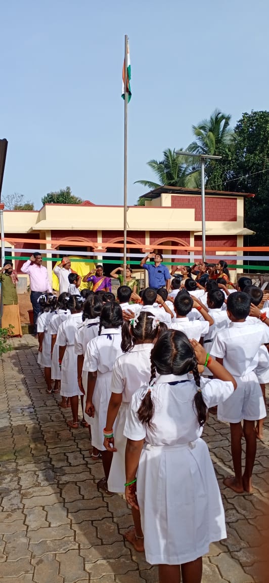 ವಾಲ್ಮೀಕಿ ಆಶ್ರಮ ಶಾಲೆಯಲ್ಲಿ ಸ್ವಾತಂತ್ರ್ಯೋತ್ಸವ