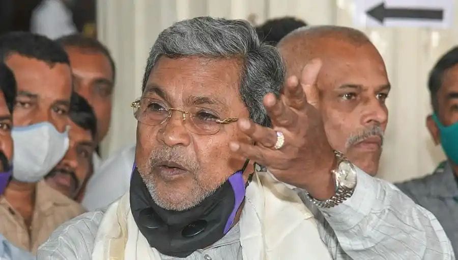 ಶೃಂಗೇರಿಯಲ್ಲೂ ಸಿದ್ದರಾಮಯ್ಯ ವಿರುದ್ದ ಕಪ್ಪು ಬಾವುಟ ಪ್ರದರ್ಶನ| ಭಜರಂಗದಳ ಕಾರ್ಯಕರ್ತರು ಅರೆಸ್ಟ್