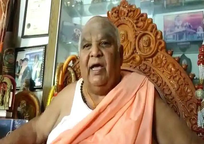 ಮುಂದೆ ನಡೆಯುವ ಅನಾಹುತದ ಬಗ್ಗೆ ಸ್ಪೋಟಕ ಭವಿಷ್ಯ‌ ನುಡಿದ ಕೋಡಿಶ್ರೀ ಸ್ವಾಮಿ