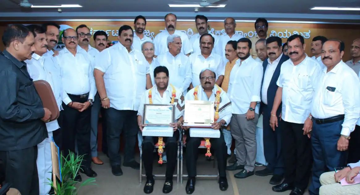 ರಾಜೇಂದ್ರ ಕುಮಾರ್ ಅವರಿಗೆ ಅಪೆಕ್ಸ್ ಬ್ಯಾಂಕ್ ಪ್ರಶಸ್ತಿ ಪ್ರದಾನ