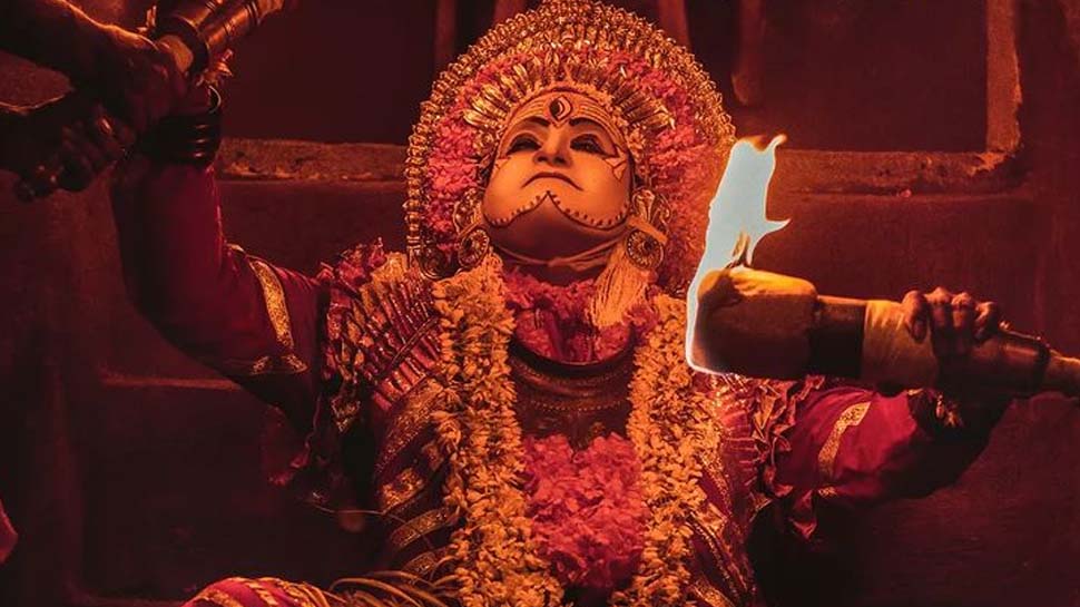 ಹಣಕ್ಕಾಗಿ ದೈವದ ಕಟ್ಟೆ ನಿರ್ಮಿಸಿ ಅಪಚಾರ ಮಾಡಿದರೆ ಜೋಕೆ| ಸಾಮಾಜಿಕ ಜಾಲತಾಣಗಳಲ್ಲಿ ಪೋಸ್ಟರ್ ವೈರಲ್