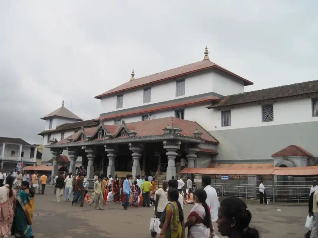 ಚಂದ್ರಗ್ರಹಣ ಹಿನ್ನಲೆ| ಧರ್ಮಸ್ಥಳದಲ್ಲಿ ದೇವರ ದರ್ಶನ ಮತ್ತು ಸೇವೆಗಳ ವ್ಯತ್ಯಯ