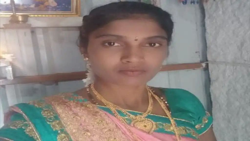 ಪತಿ ಹಾಗೂ ಇಬ್ಬರು ಮಕ್ಕಳಿದ್ದರೂ ಪರಸಂಗ ಮಾಡಿದವಳು ಬೀದಿ ಹೆಣವಾದಳು!!