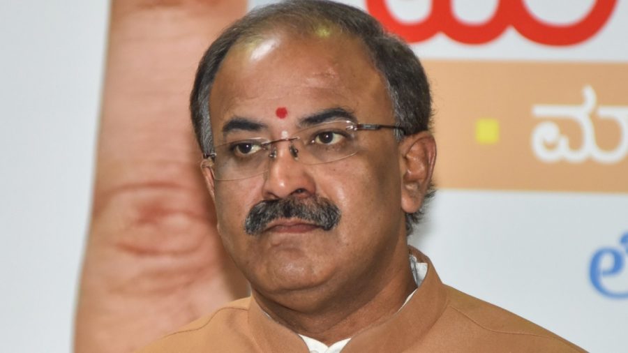 ಮಾಜಿ ಸಚಿವ ಅರವಿಂದ ಲಿಂಬಾವಳಿಗೆ ಬಿಗ್ ಶಾಕ್| ಹಣ ವಂಚನೆ ಆರೋಪಿಸಿ ವ್ಯಕ್ತಿ ಹೆಸರು ಬರೆದಿಟ್ಟು ಆತ್ಮಹತ್ಯೆ
