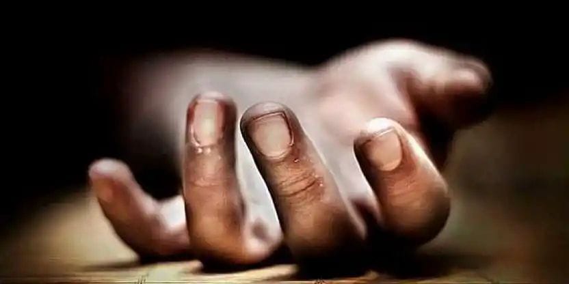ಮದುವೆ ಮನೆಯಲ್ಲಿ ಡ್ಯಾನ್ಸ್‌ ಮಾಡುತ್ತಿದ್ದ ಯುವಕ ಕುಸಿದು ಬಿದ್ದು ಸಾವು