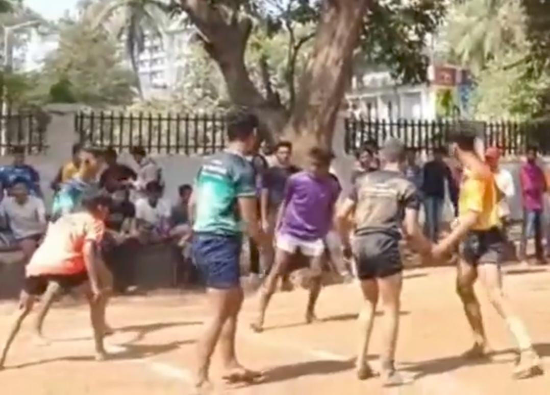 ಕಬಡ್ಡಿ ಆಟದ ವೇಳೆ ಕೋರ್ಟ್ ನಲ್ಲೇ ಪ್ರಾಣಬಿಟ್ಟ ಆಟಗಾರ| ವಿಡಿಯೋ ವೈರಲ್