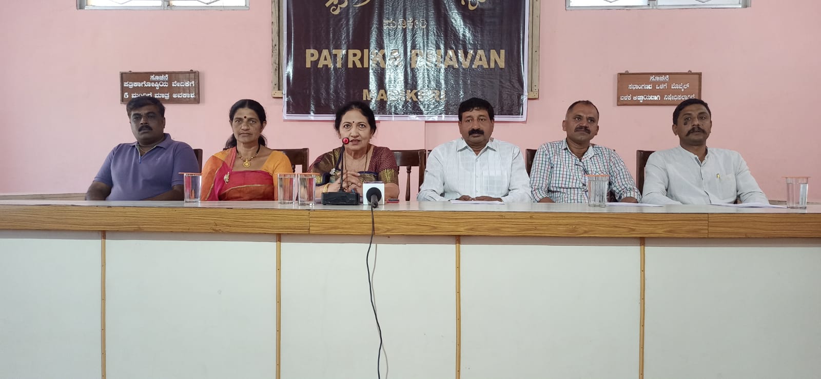 ಕೊಡಗಿನಲ್ಲಿ ವ್ಯಾಘ್ರಗಳ ದಾಂಧಲೆ ಹೆಚ್ಚಳ |ಎಚ್ಚೆತ್ತುಕೊಳ್ಳದ ಸರ್ಕಾರದ ವಿರುದ್ದ ವೀಣಾ ಅಚ್ಚಯ್ಯ ಗರಂ