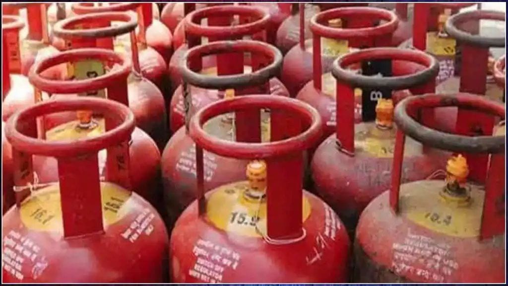 ಗೃಹಬಳಕೆಯ ಎಲ್ ಪಿಜಿ ದರದಲ್ಲಿ ಭಾರೀ ಏರಿಕೆ| ಇಂದಿನಿಂದಲೇ ಹೊಸ ದರ ಜಾರಿ
