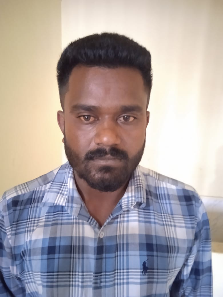 ಕೊಡಗು: ಆಟೋ ರಿಕ್ಷಾದಲ್ಲಿ ಗಾಂಜಾ ಮಾರಾಟ| ಓರ್ವ ಬಂಧನ