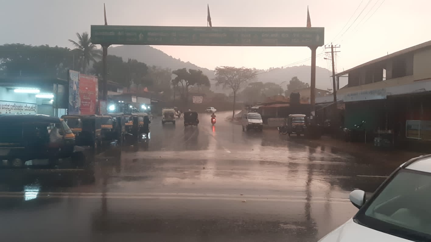 ಕೊಟ್ಟಿಗೆಹಾರ,ಬಣಕಲ್ ಸುತ್ತಮುತ್ತ ಧಾರಾಕಾರ ಮಳೆ