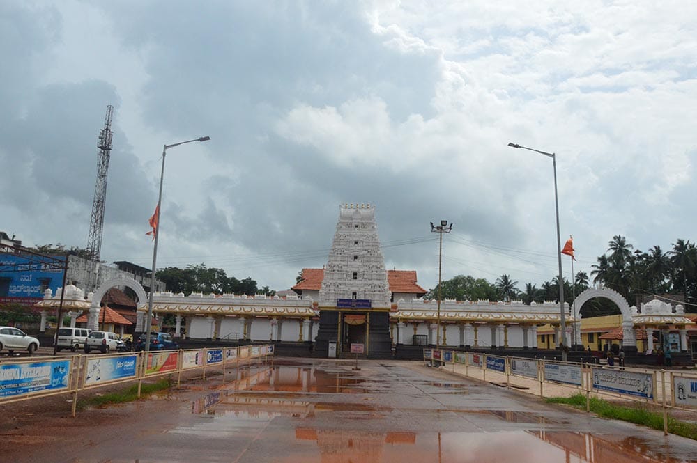 Puttur: ಮಹಾಲಿಂಗೇಶ್ವರ ದೇವಸ್ಥಾನದ ಜಾತ್ರೆಯಲ್ಲಿ ಅನ್ಯ ಮತೀಯರಿಗೆ ವ್ಯವಹಾರಕ್ಕೆ ಅನುಮತಿ ನೀಡಬಾರದು|ಹಿಂಜಾವೇ ಮನವಿ