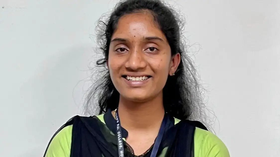 ರಾಜ್ಯದ ಟಾಪರ್ ಅನನ್ಯಾಗೆ ಮೂರು ಲಕ್ಷ ನಗದು ಹಾಗೂ ಉಚಿತ ಶಿಕ್ಷಣ – ಮೋಹನ್ ಆಳ್ವಾ