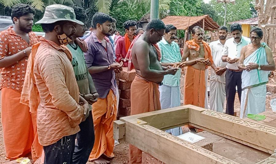 ಕಾಣಿಯೂರು:ಪುಣ್ಚತ್ತಾರು ಶ್ರೀ ವಿಷ್ಣುಮೂರ್ತಿ ದೈವಸ್ಥಾನ, ಶ್ರೀಕಾಳಿಕಾಂಬ ದೇವಿ ದೇವಸ್ಥಾನದ ಬ್ರಹ್ಮಕಲಶೋತ್ಸವದ ದಾರಂದ ಮುಹೂರ್ತ