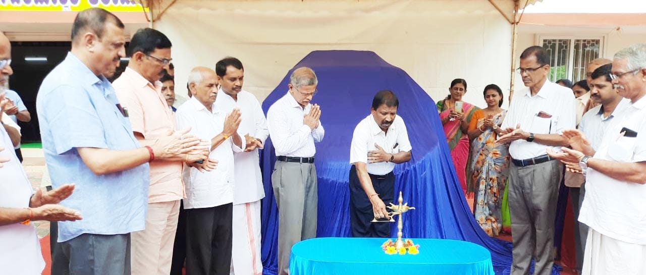 ಸುಳ್ಯದಲ್ಲಿ ಸೇವಾಭಾರತಿ ಹೆಲ್ಪ್ ಲೈನ್ ಆಂಬ್ಯುಲೆನ್ಸ್ ಲೋಕಾರ್ಪಣೆ