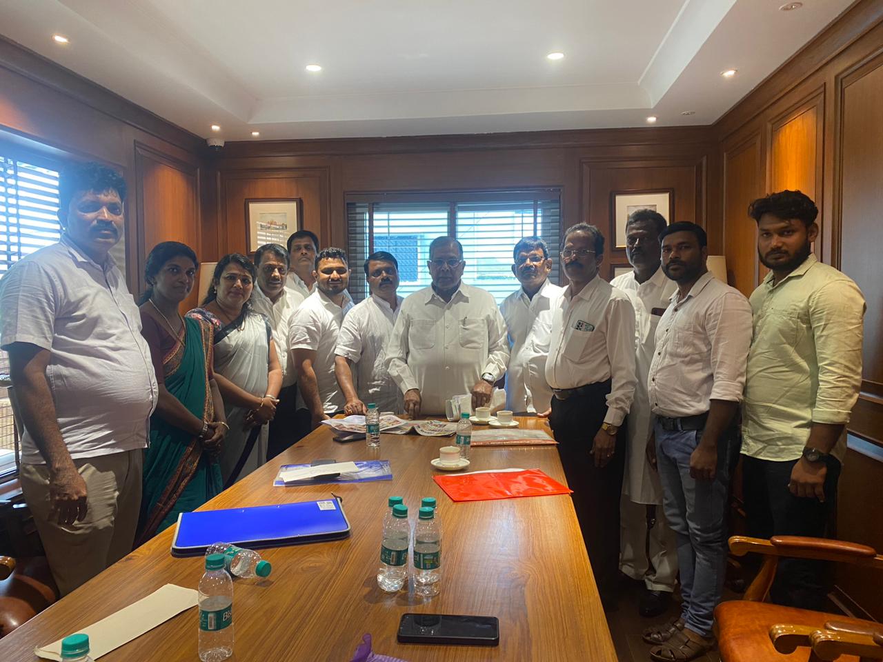 ಅಭ್ಯರ್ಥಿ ಜಿ ಕೃಷ್ಣಪ್ಪ, ಕೆಲವು ನಾಯಕರ ದ್ವೇಷ ರಾಜಕಾರಣ| ಸುಳ್ಯ- ಕಡಬ ಕಾಂಗ್ರೇಸ್ ಮುಖಂಡರಿಂದ ಕೆಪಿಸಿಸಿ ಶಿಸ್ತುಪಾಲನ ಸಮಿತಿ ಅಧ್ಯಕ್ಷ ರೆಹಮಾನ್ ಖಾನ್ ಭೇಟಿ
