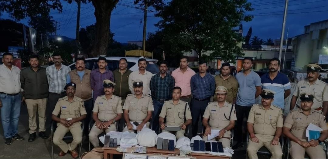 ಕೊಡಗು: ಅಕ್ರಮ ಗಾಂಜಾ ಮಾರಾಟ| 9. ಕೆ.ಜಿ ಗಾಂಜಾ, 6.2 ಗ್ರಾಂ ಎಂ.ಡಿ.ಎಂ.ಎ. ಮಾದಕವಸ್ತು ಪತ್ತೆ