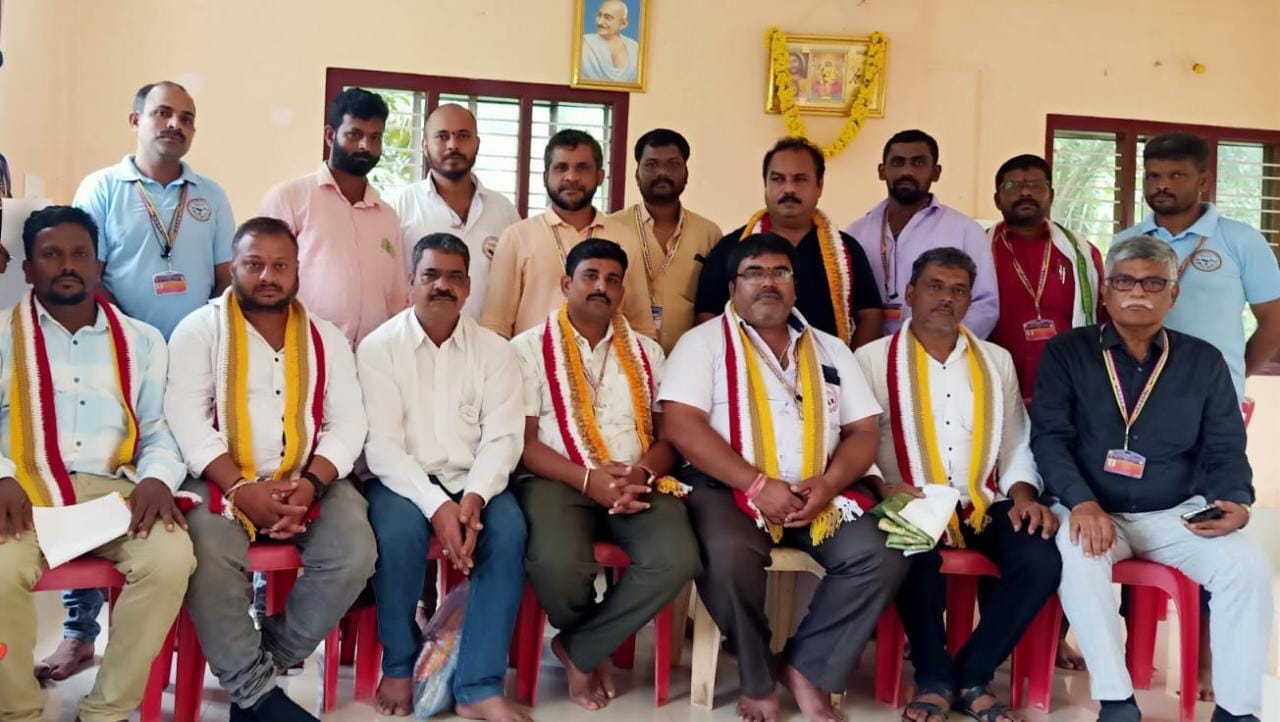 ಕರುನಾಡು ಸಾರಥಿಗಳ ಸೈನ್ಯ ಟ್ರೇಡ್ ಯೂನಿಯನ್ ನೂತನ ಪದಾಧಿಕಾರಿಗಳ ಆಯ್ಕೆ