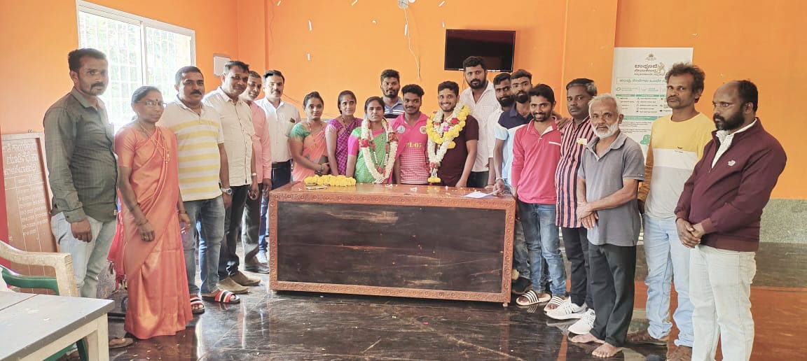 ಕೊಟ್ಟಿಗೆಹಾರ: ನಿಡುವಾಳೆ ಗ್ರಾ.ಪಂ.ಅಧ್ಯಕ್ಷೆಯಾಗಿ ಬಿ.ಗುಲಾಬಿ, ಉಪಾಧ್ಯಕ್ಷರಾಗಿ ನವೀನ್ ಹಾವಳಿ ಅಯ್ಕೆ