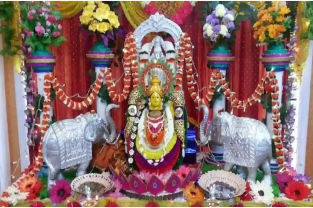 ವರ ಮಹಾಲಕ್ಷ್ಮಿ ಹಬ್ಬಕ್ಕೆ ಮಹಿಳೆಯರಿಗೆ ಗಿಪ್ಟ್ ನೀಡಲು ಮುಂದಾದ ರಾಜ್ಯ ಸರ್ಕಾರ| ಗೃಹಲಕ್ಷ್ಮಿ ಅಲ್ಲ, ಹಾಗಾದ್ರೆ ಏನದು ಗೊತ್ತಾ?