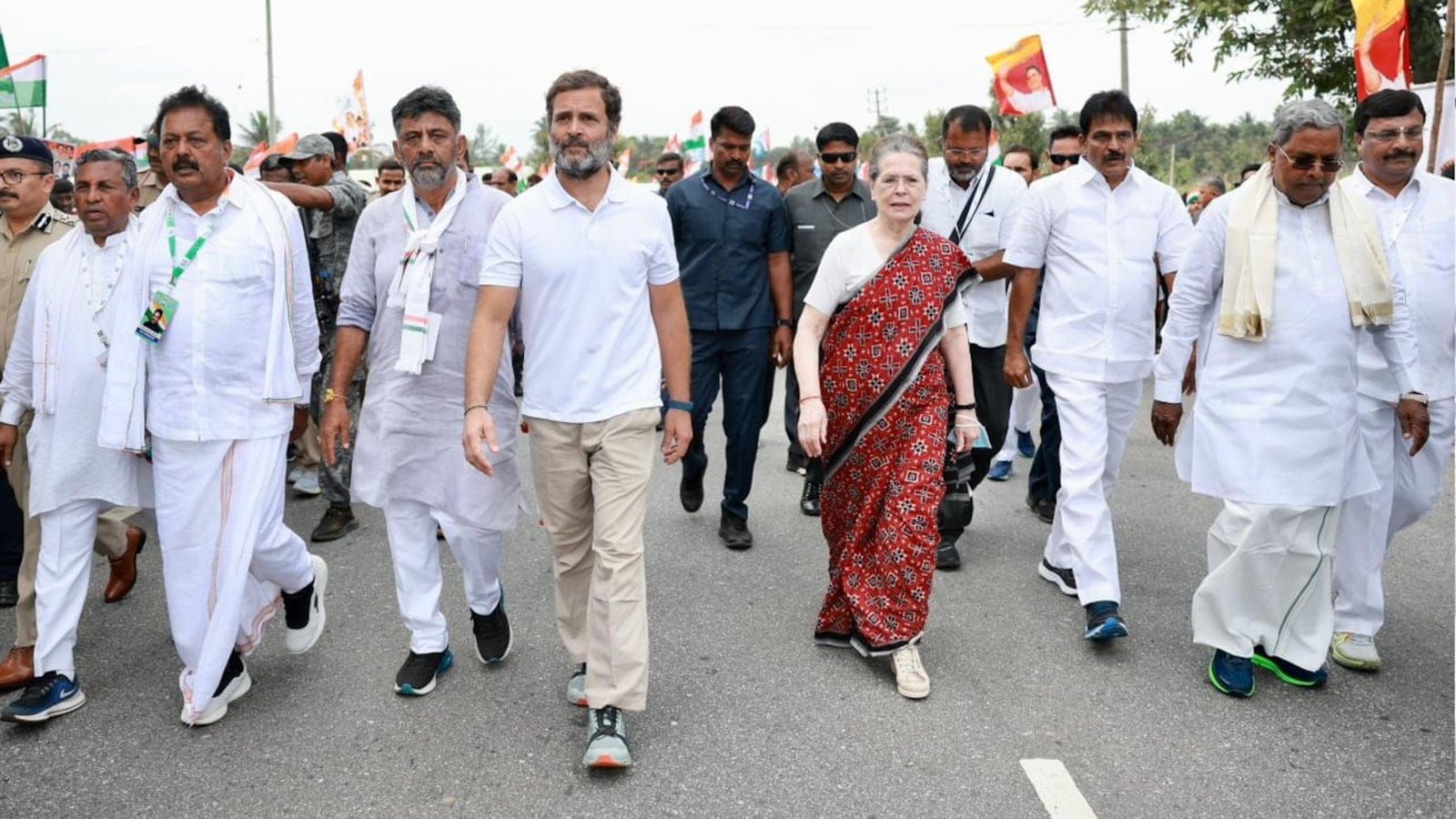 ಸುಳ್ಯ: ಭಾರತ್ ಜೋಡೋ ಯಾತ್ರೆಯ ವರ್ಷದ ನೆನಪಿಗಾಗಿ ಕೆಪಿಸಿಸಿ ಜಿಲ್ಲಾ ಮಟ್ಟದ ಪಾದಯಾತ್ರೆ ನಡೆಸುವಂತೆ ಜಿಲ್ಲಾ ಕಾಂಗ್ರೆಸ್ ಗೆ ಆಗ್ರಹ
