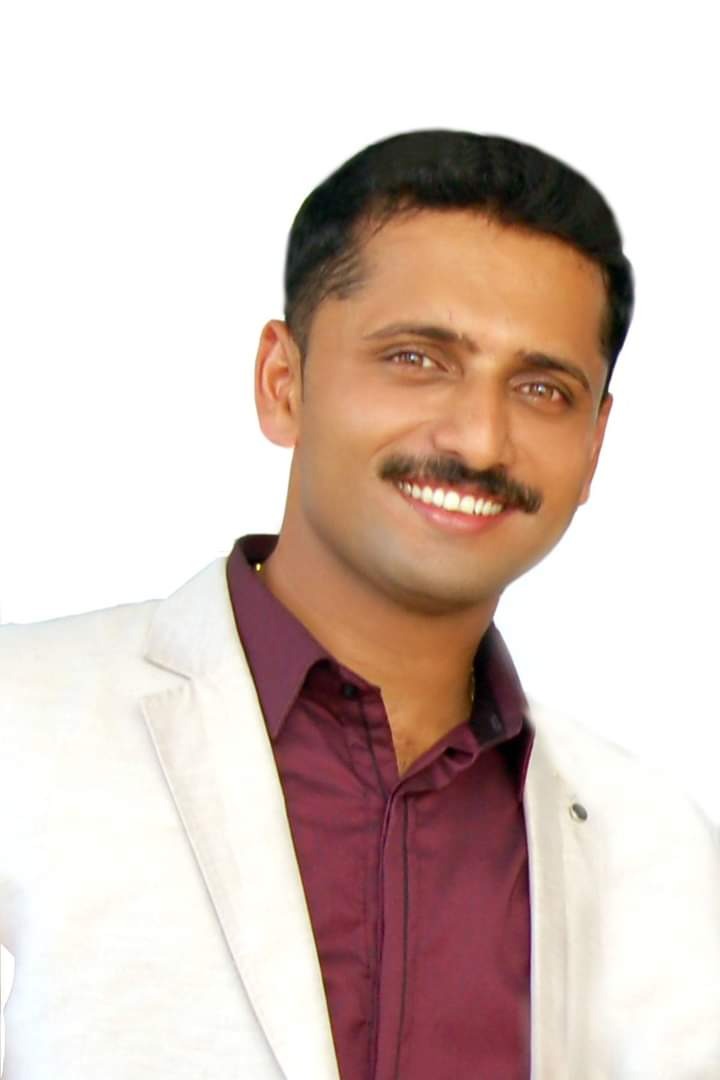 ಲೋಕಸಭಾ ಚುನಾವಣೆ| ದ. ಕನ್ನಡ ಕ್ಷೇತ್ರದಿಂದ ಒಕ್ಕಲಿಗ ಯುವಕನಿಗೆ ಕಾಂಗ್ರೆಸ್ ಮಣೆ!? ಸುಳ್ಯ ಮೂಲದ ಯುವಕನಾಗ್ತಾರಾ ಕಾಂಗ್ರೆಸ್ ಅಭ್ಯರ್ಥಿ?