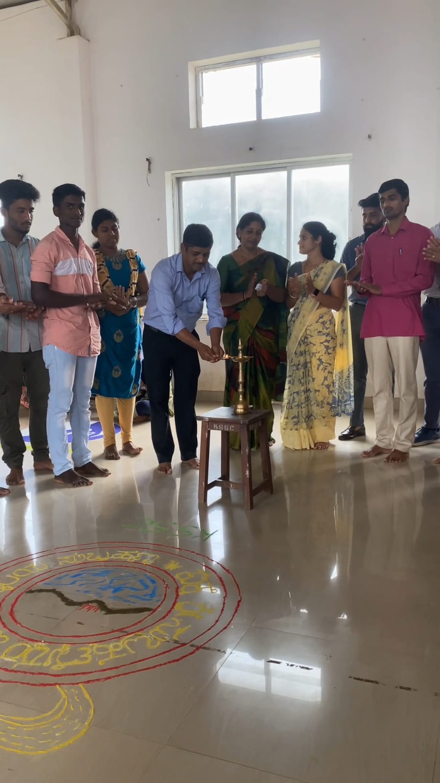 ಕೆಎಸ್ಎಸ್ ಕಾಲೇಜಿನಲ್ಲಿ ಲೋಗೋ ರಂಗ್ ಪ್ರದರ್ಶನ