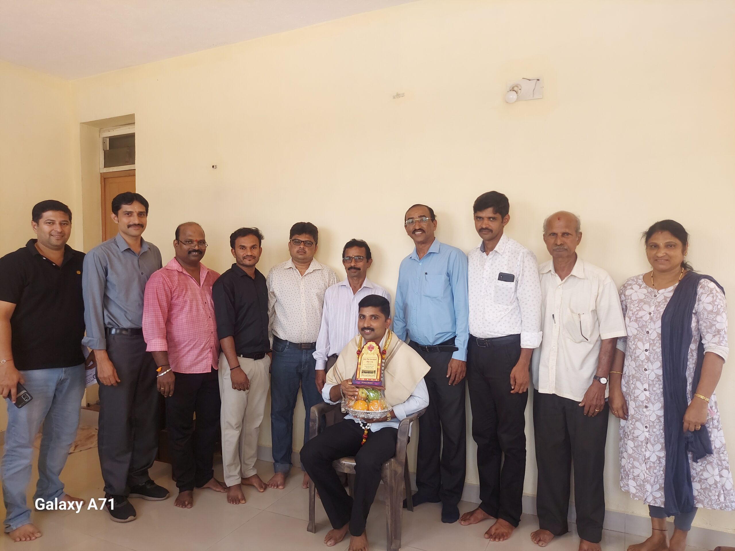 ಸುಳ್ಯ: ಸ್ವರ್ಣಶ್ರೀ ಸೌಹಾರ್ದ ಕೋ-ಆಪರೇಟಿವ್ ಸೊಸೈಟಿ ನಿ. ಇದರ ಕಛೇರಿಗೆ ಹವಾನಿಯಂತ್ರಿತ ಯಂತ್ರದ ಕೊಡುಗೆ