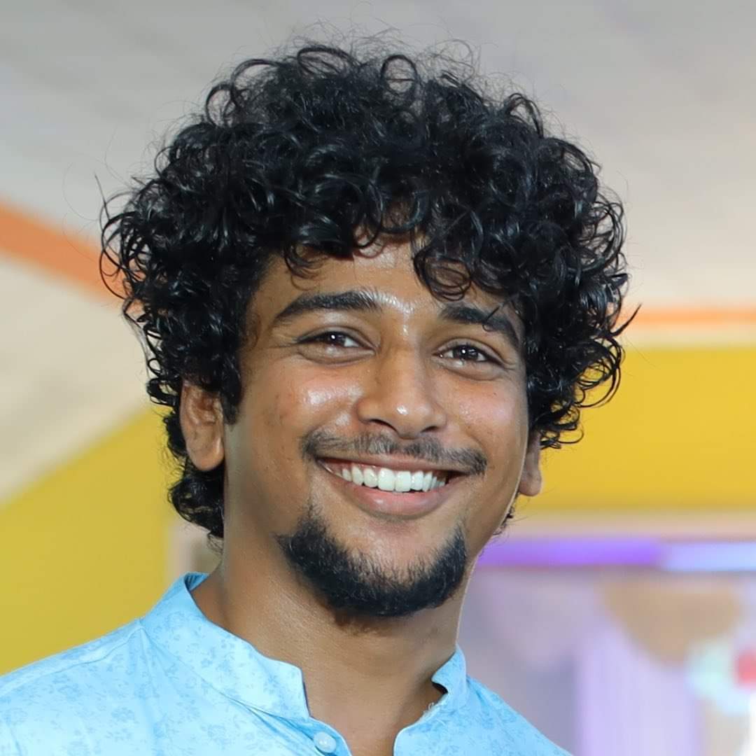 ಪುತ್ತೂರು: ಕೇವಲ ₹2000 ದ ಕಾರಣಕ್ಕೆ ಅಕ್ಷಯ್ ಕಲ್ಲೇಗ ಹತ್ಯೆಯಾಯಿತೇ? ದಿಕ್ಕುತೋಚದೆ ‘ಅಕ್ಷಯ್, ಅಕ್ಷಯ್’ ಎಂದು ಕಣ್ಣೀರಾದ ತಂದೆ…