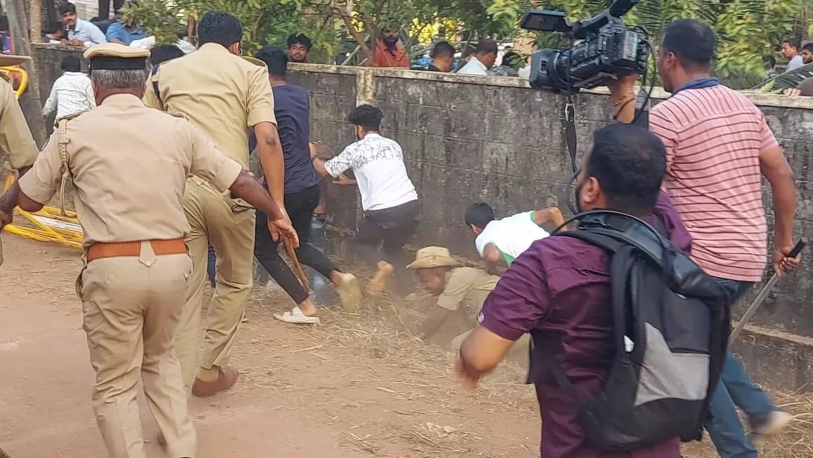 ಉಡುಪಿ: ತಾಯಿ ಮಕ್ಕಳ ಕಗ್ಗೊಲೆ ಪ್ರಕರಣ| ಸ್ಥಳ ಮಹಜರು ವೇಳೆ ಆಕ್ರೋಶಿತರಿಂದ ಹಲ್ಲೆಗೆ ಯತ್ನ