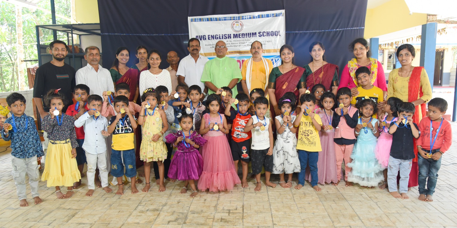 ಪುತ್ತೂರು:ಎವಿಜಿ ಆಂಗ್ಲ ಮಾಧ್ಯಮ ಶಾಲೆಯಲ್ಲಿ ಮಕ್ಕಳ ದಿನಾಚರಣೆ ಆಚರಣೆ