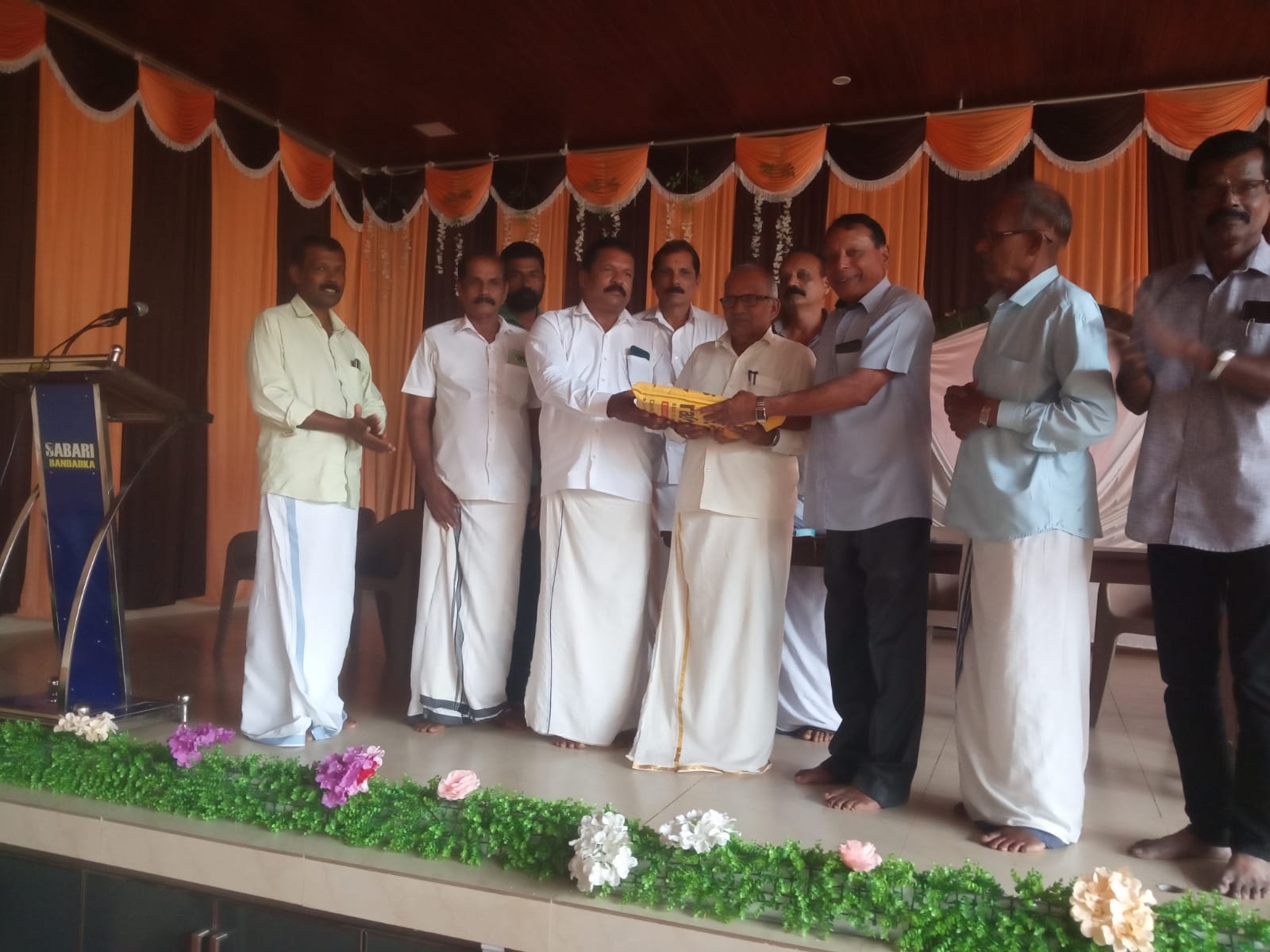 ಬಂದಡ್ಕ ಸುಬ್ರಹ್ಮಣ್ಯ ದೇವಸ್ಥಾನದ ವಾರ್ಷಿಕ ಮಹಾಸಭೆ| ಅಧ್ಯಕ್ಷರಾಗಿ ಸುಭಾಶ್ಚಂದ್ರ ರೈ ತೋಟ, ಪ್ರ.ಕಾರ್ಯದರ್ಶಿಯಾಗಿ ಪುರುಷೋತ್ತಮ ಬೊಡ್ಡನಕೊಚ್ಚಿ ಆಯ್ಕೆ