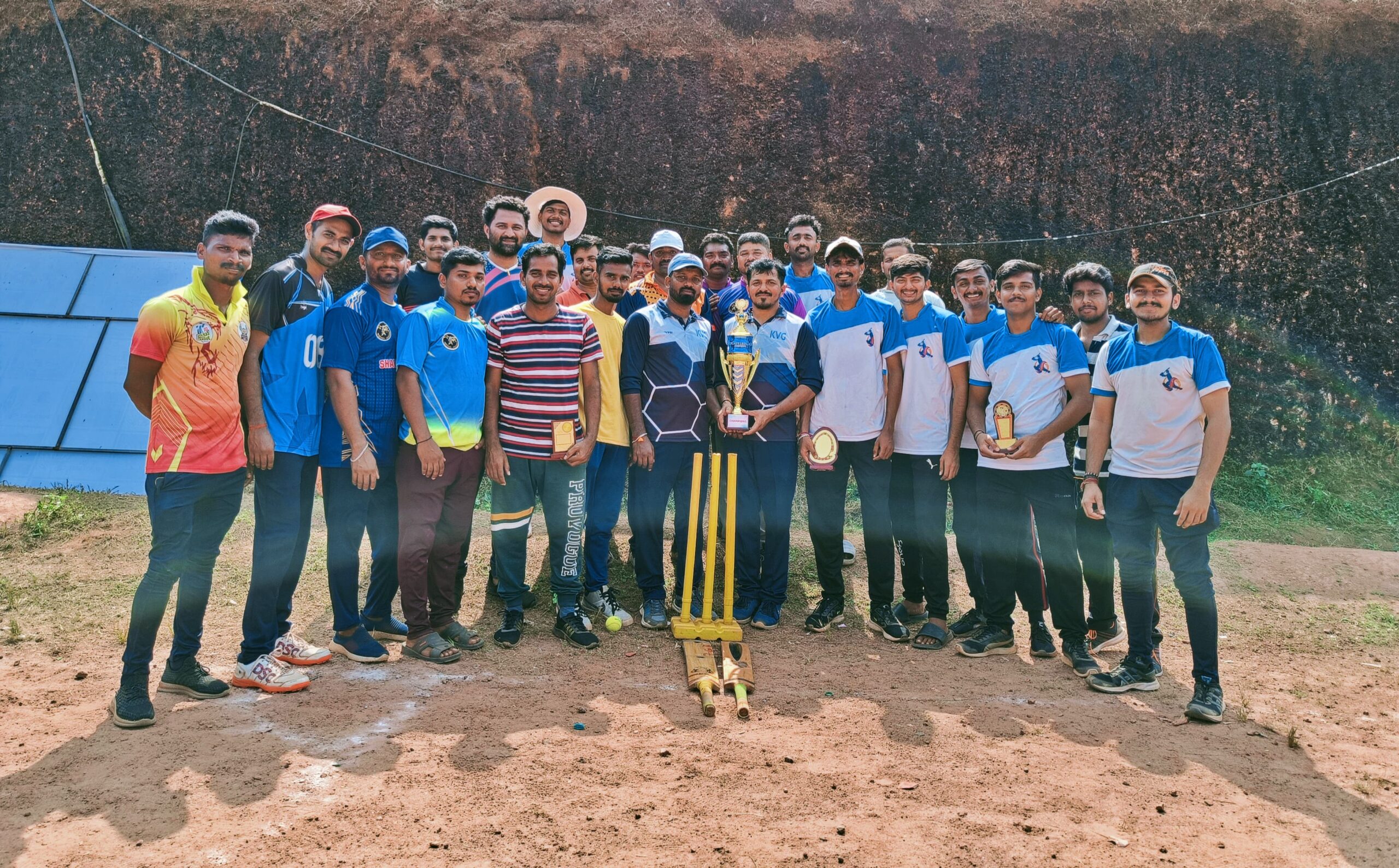 ಸುಳ್ಯ: ಟ್ವೆಂಟಿ-ಟ್ವೆಂಟಿ ಪಂದ್ಯಾಟದಲ್ಲಿ ಕೆವಿಜಿ ಮೆಡಿಕಲ್ ಕಾಲೇಜು ಪ್ರಥಮ