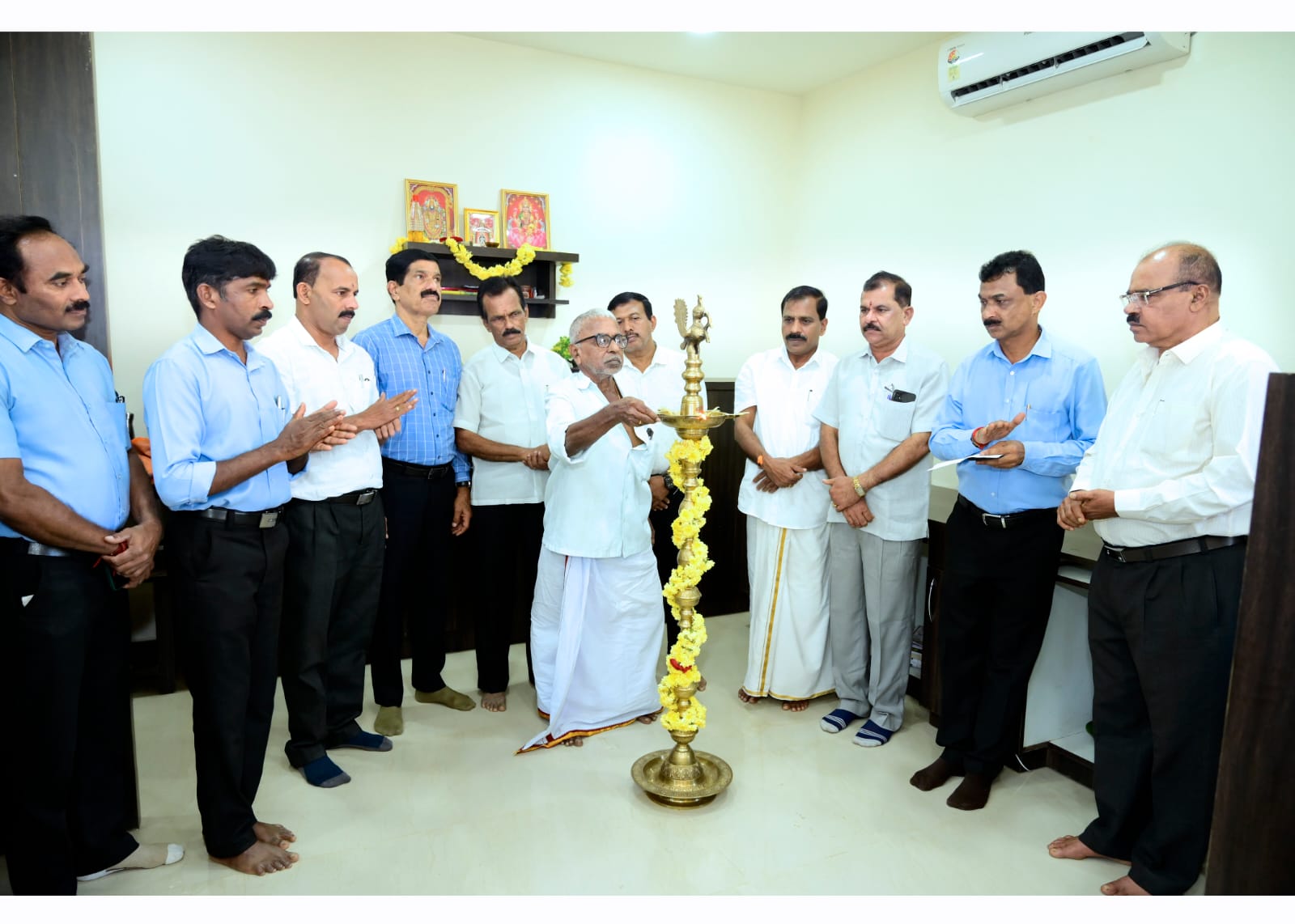 ಪುತ್ತೂರು: ಶ್ರೀ ವೆಂಕಟರಮಣ ಸೊಸೈಟಿಯ ‌ಉಪ್ಪಿನಂಗಡಿ‌ ಶಾಖೆ ಸ್ಥಳಾಂತರಗೊಂಡು ಶುಭಾರಂಭ