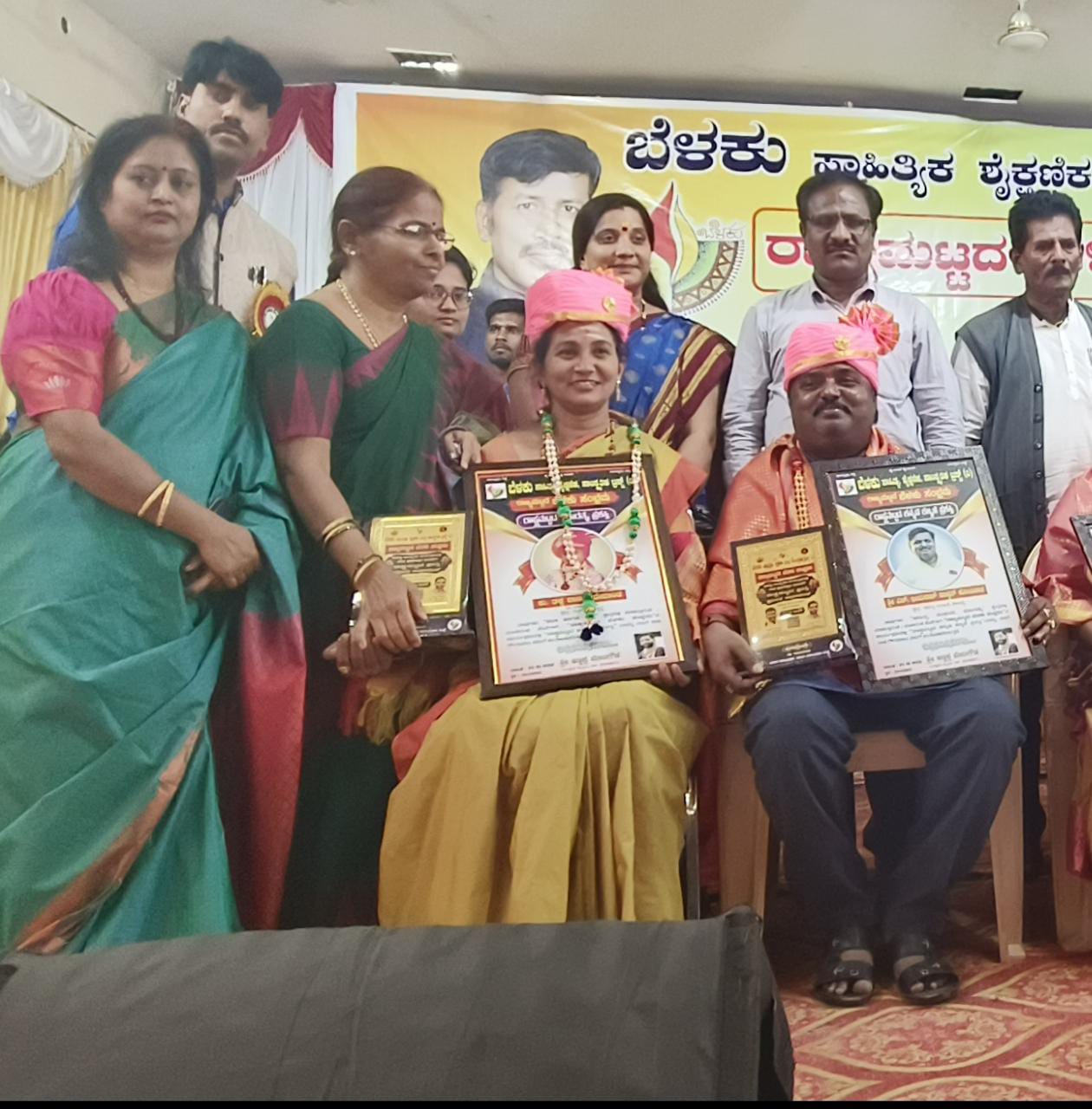 ಸಾಹಿತಿ ಎಚ್. ಭೀಮರಾವ್ ವಾಷ್ಠರ್ ಕೋಡಿಹಾಳ ಅವರಿಗೆ ಕನ್ನಡ ಕಣ್ಮಣಿ ರಾಷ್ಟ್ರ ಪ್ರಶಸ್ತಿ ಪ್ರದಾನ