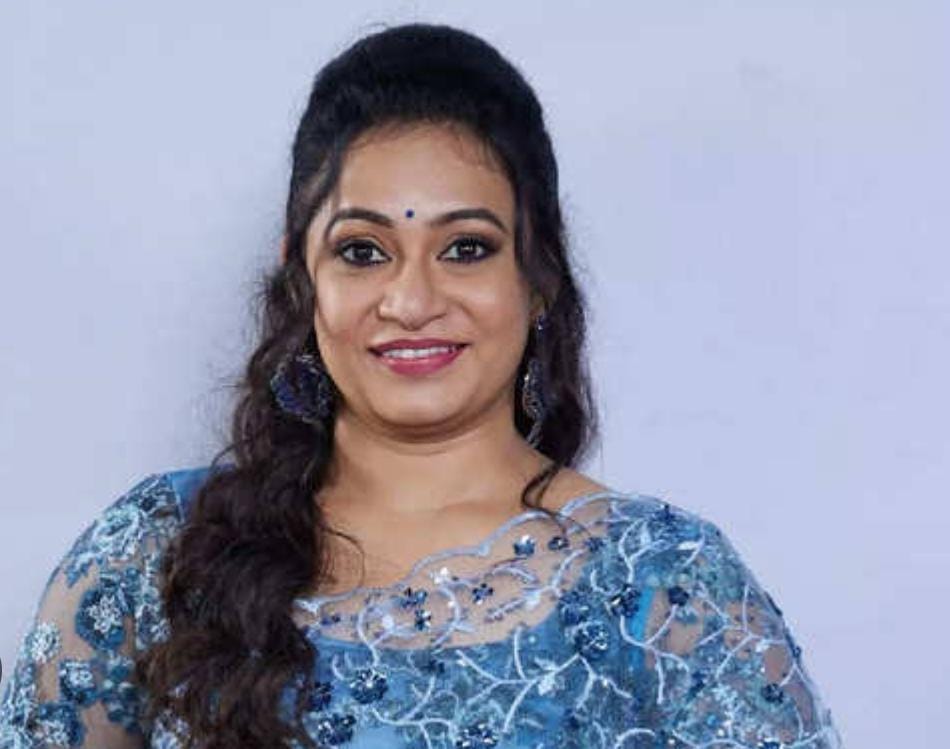 ಬಿಗ್ ಬಾಸ್ ಮನೆಯಿಂದ ಹೊರ ಬಂದ ಸಿರಿ ಹೇಳಿದ್ದೇನು? ದೊಡ್ಮನೆಯಲ್ಲಿ ಹೀಗೆಲ್ಲಾ ಇತ್ತಾ?